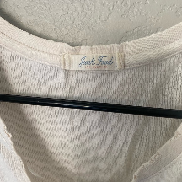 “This buds for you” Budweiser distressed graphic T cropped size M - Picture 3 of 3